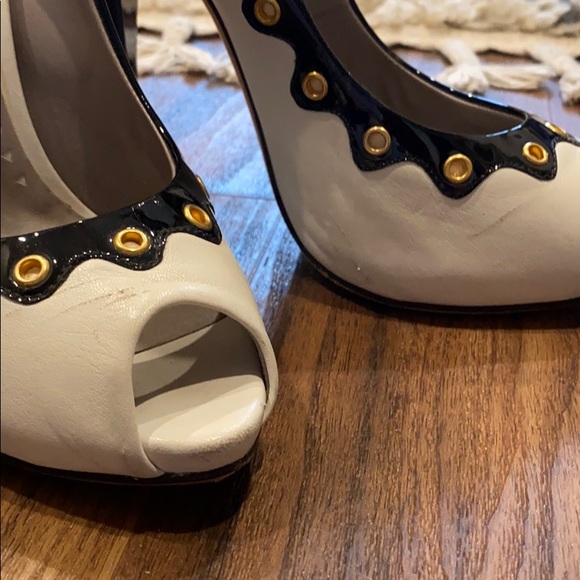 Versace Peeptoe Pumps - Picture 5 of 8